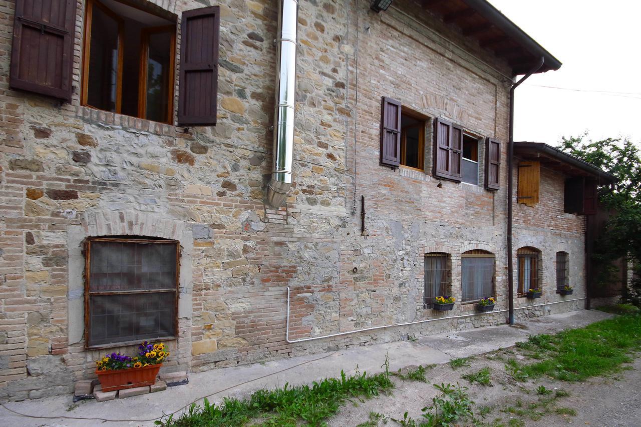 La Maesta' Panzió Langhirano Kültér fotó